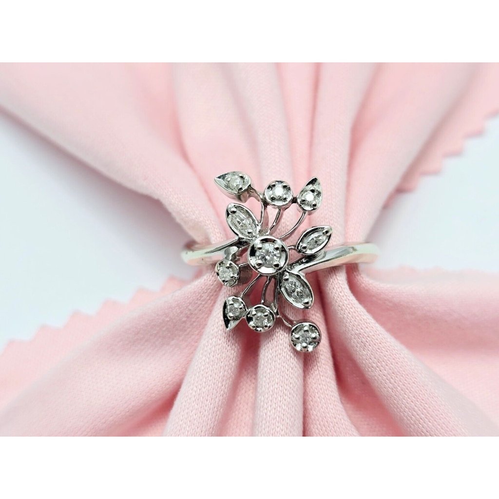 Unique 10k Solid White Gold Designer Flower Leaves Cocktail Diamond Ring Size 8